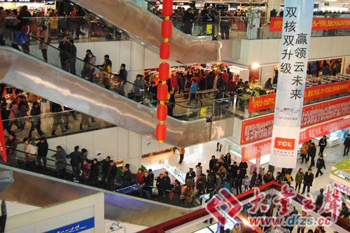 鹽阜人民商場大豐店再掀閉門銷售購物狂潮 經濟