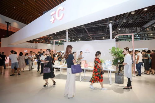 重磅 大力發(fā)展自有專供品牌 線上app商城 c購物中心店 嬌蘭佳人全力打造1000億級化妝品產業(yè)平臺